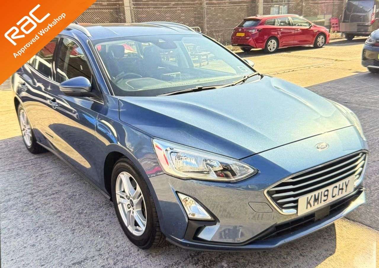 A 2019 FORD FOCUS 1.5 EcoBlue Zetec Estate 5dr Diesel Manual Euro 6 (s/s) (95 ps) A 2019 FORD FOCUS 1.5 EcoBlue Zetec Estate 5dr Diesel Manual Euro 6 (s/s) (95 ps)