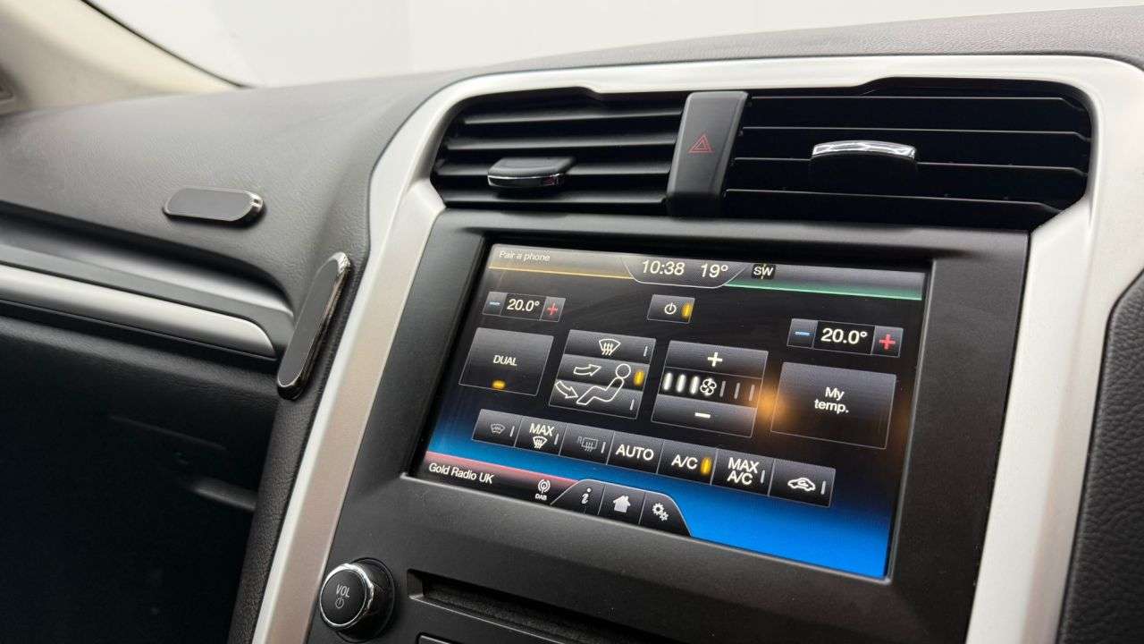 2015 FORD MONDEO 2015 FORD MONDEO