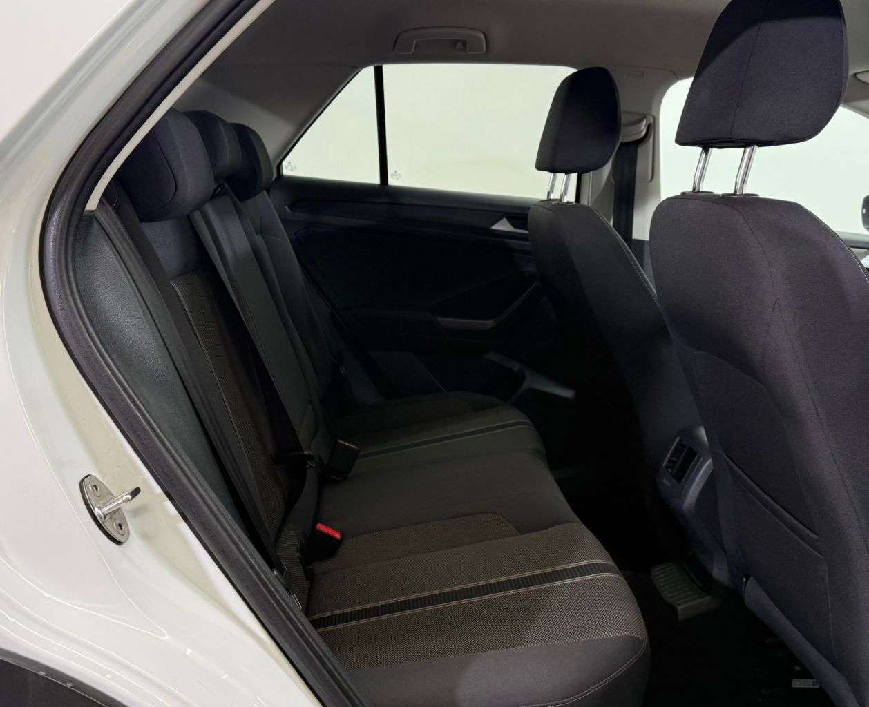 2019 VOLKSWAGEN T-ROC 2019 VOLKSWAGEN T-ROC