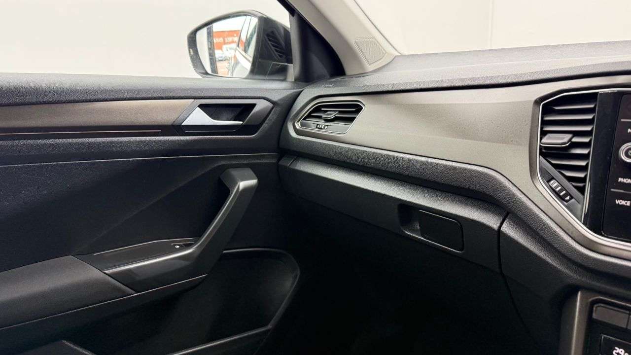 2019 VOLKSWAGEN T-ROC 2019 VOLKSWAGEN T-ROC