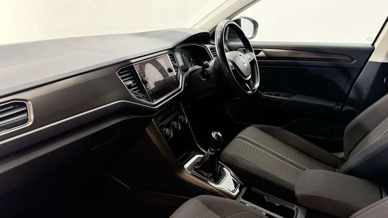 2019 VOLKSWAGEN T-ROC 2019 VOLKSWAGEN T-ROC