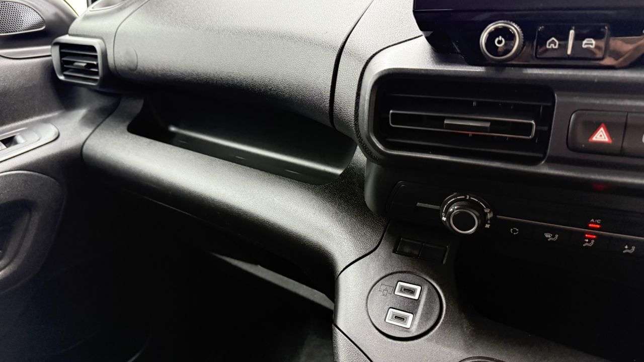 2024 PEUGEOT PARTNER 2024 PEUGEOT PARTNER
