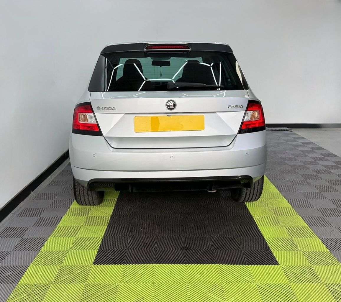 2017 SKODA FABIA 2017 SKODA FABIA