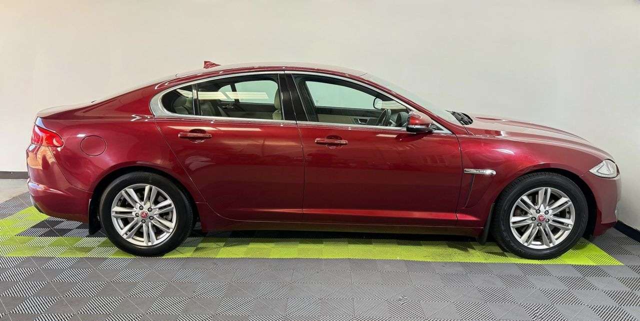 2014 JAGUAR XF 2014 JAGUAR XF