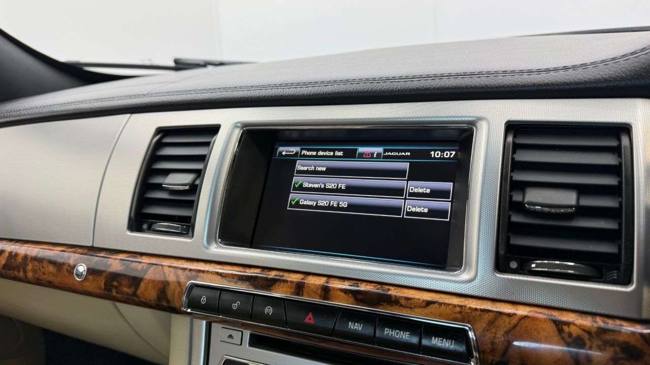 2014 JAGUAR XF 2014 JAGUAR XF