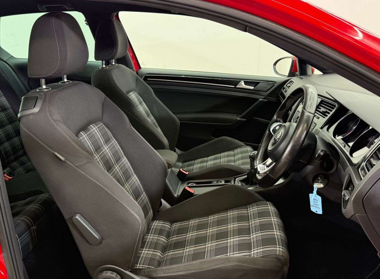 2014 VOLKSWAGEN GOLF 2014 VOLKSWAGEN GOLF