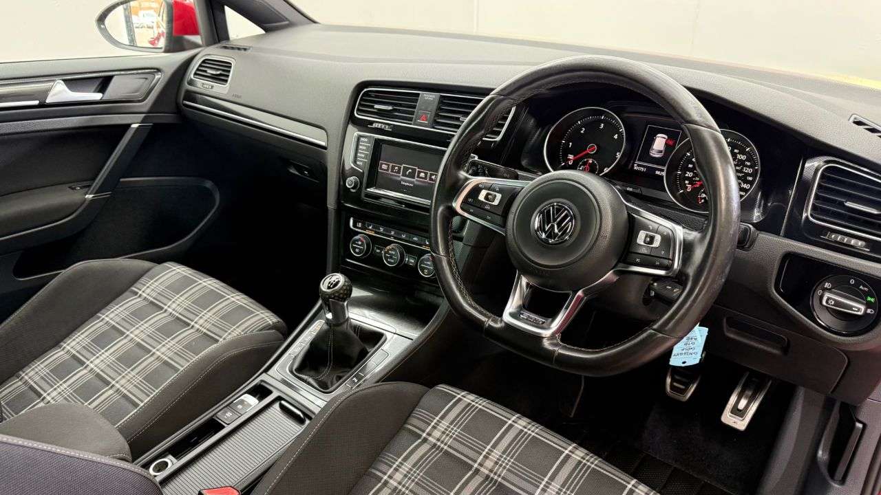 2014 VOLKSWAGEN GOLF 2014 VOLKSWAGEN GOLF