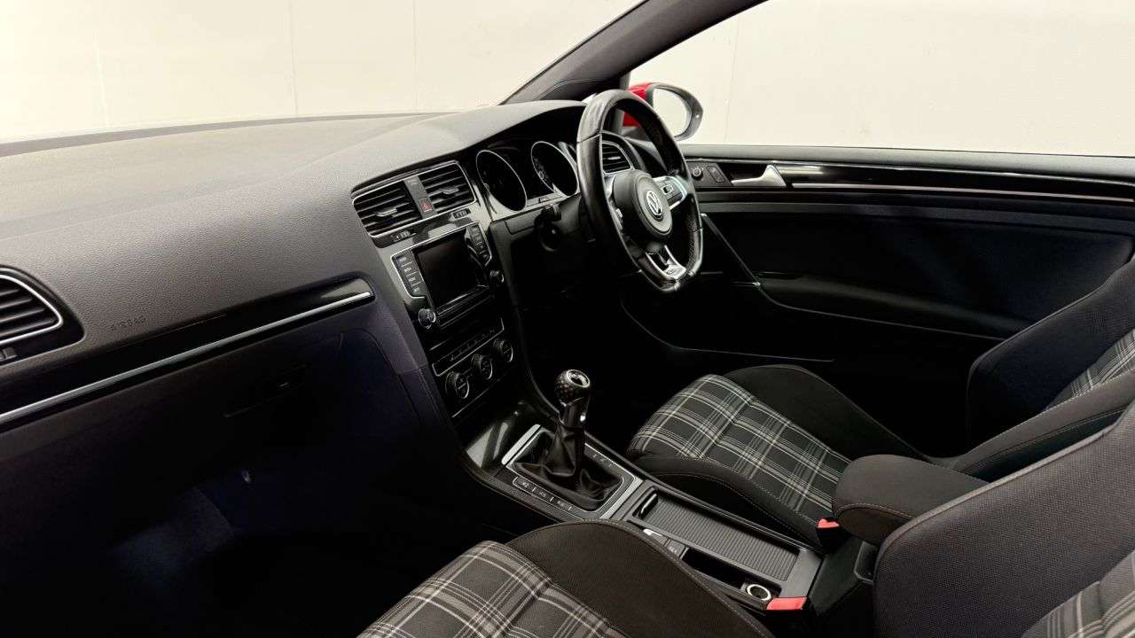 2014 VOLKSWAGEN GOLF 2014 VOLKSWAGEN GOLF
