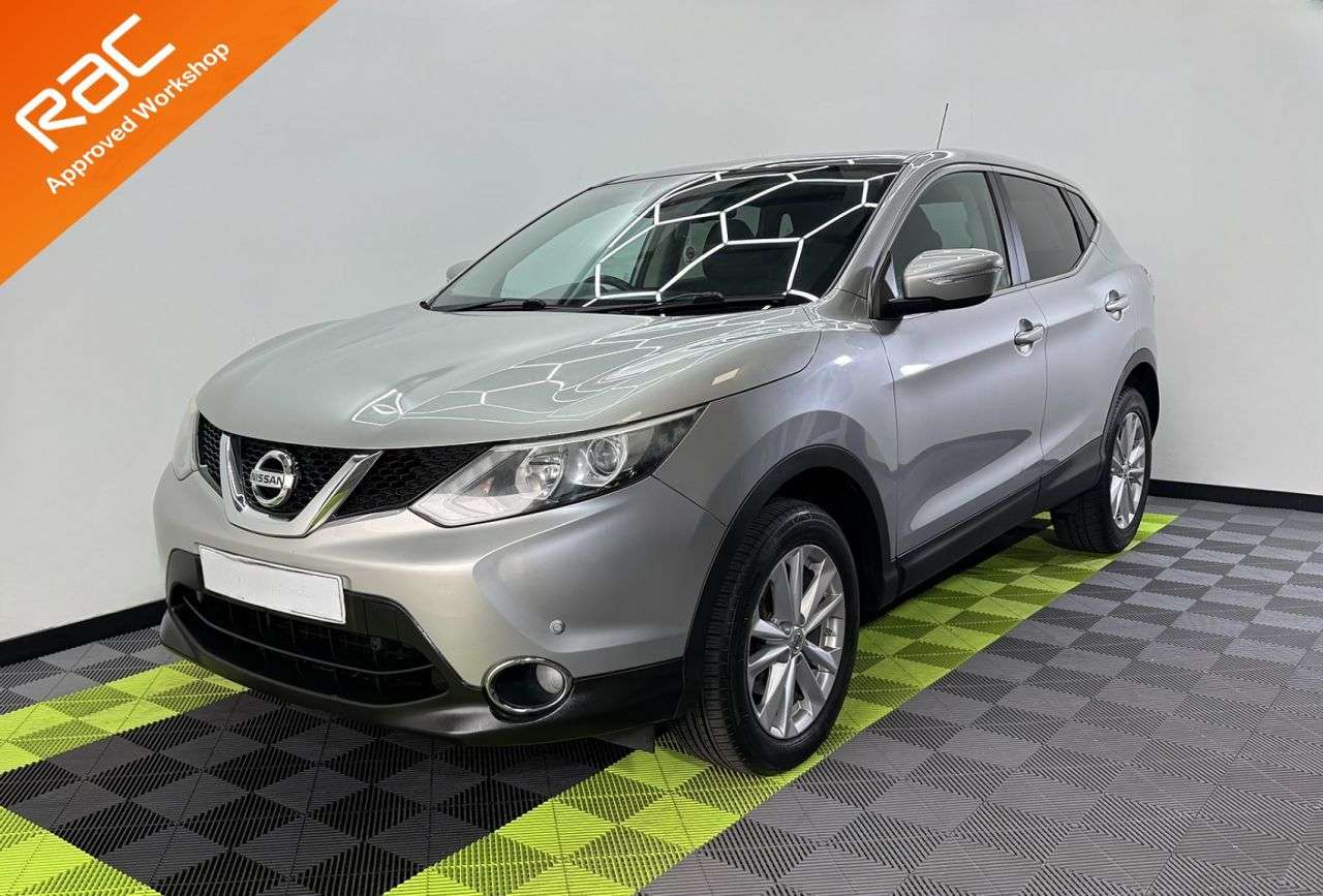 A 2014 NISSAN QASHQAI 1.5 dCi Acenta Premium SUV 5dr Diesel Manual 2WD Euro 5 (s/s) (110 ps) A 2014 NISSAN QASHQAI 1.5 dCi Acenta Premium SUV 5dr Diesel Manual 2WD Euro 5 (s/s) (110 ps)