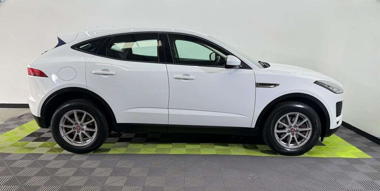 2018 JAGUAR E-PACE 2018 JAGUAR E-PACE