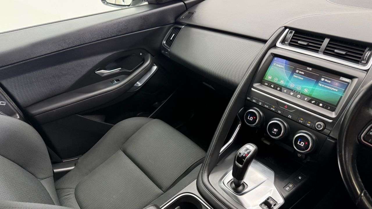 2018 JAGUAR E-PACE 2018 JAGUAR E-PACE