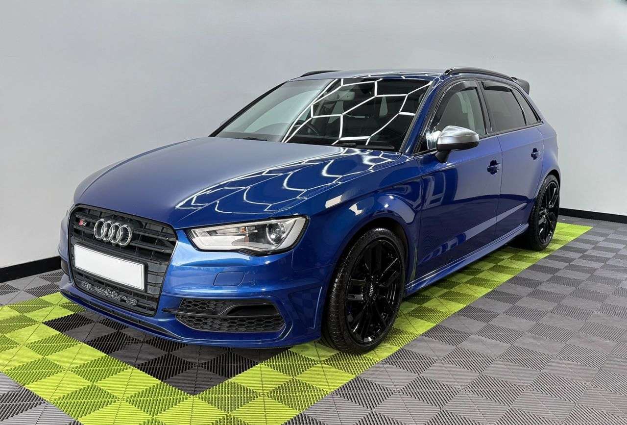 A 2015 AUDI S3 2.0 TFSI Sportback 5dr Petrol S Tronic quattro Euro 6 (s/s) (Nav) (300 ps) A 2015 AUDI S3 2.0 TFSI Sportback 5dr Petrol S Tronic quattro Euro 6 (s/s) (Nav) (300 ps)