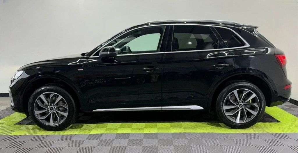 2021 AUDI Q5 2021 AUDI Q5