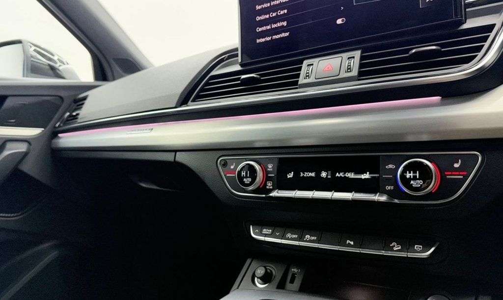 2021 AUDI Q5 2021 AUDI Q5