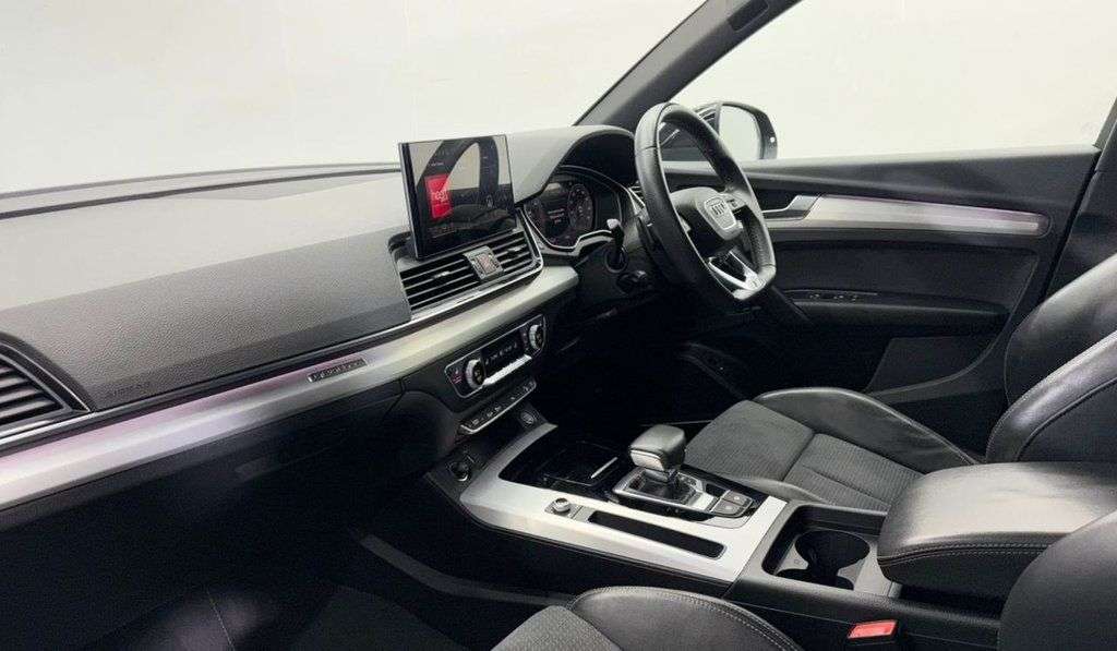 2021 AUDI Q5 2021 AUDI Q5