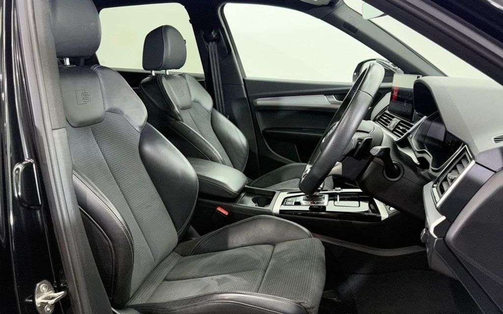 2021 AUDI Q5 2021 AUDI Q5