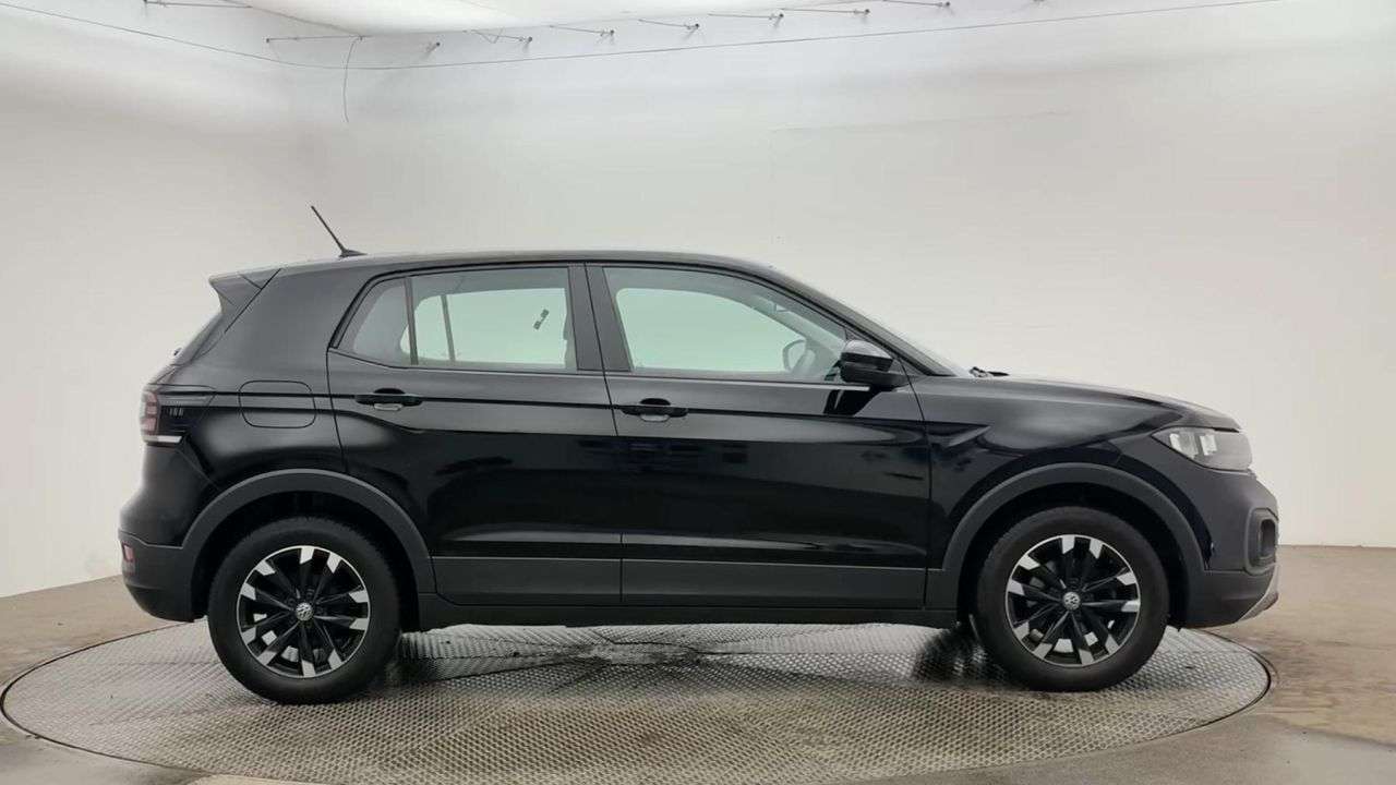 A 2019 VOLKSWAGEN T-CROSS 1.0 TSI S SUV 5dr Petrol Manual Euro 6 (s/s) (95 ps) A 2019 VOLKSWAGEN T-CROSS 1.0 TSI S SUV 5dr Petrol Manual Euro 6 (s/s) (95 ps)