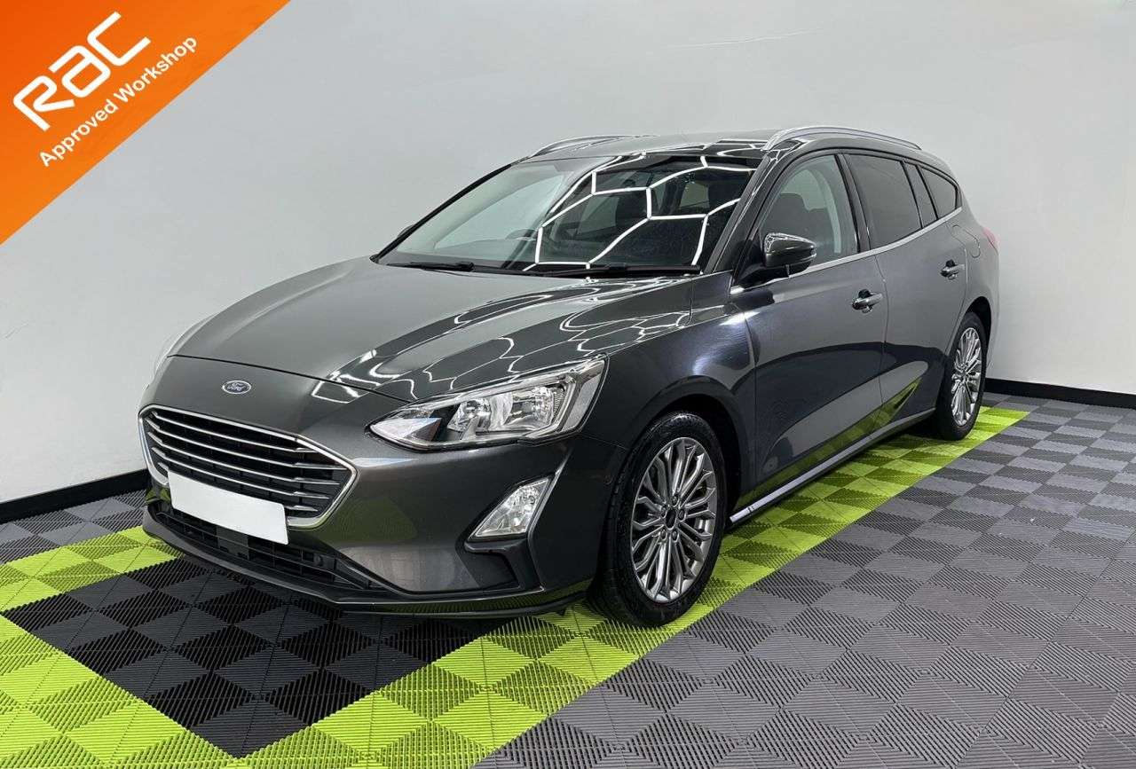 A 2019 FORD FOCUS 1.5 EcoBlue Titanium X Estate 5dr Diesel Manual Euro 6 (s/s) (120 ps) A 2019 FORD FOCUS 1.5 EcoBlue Titanium X Estate 5dr Diesel Manual Euro 6 (s/s) (120 ps)