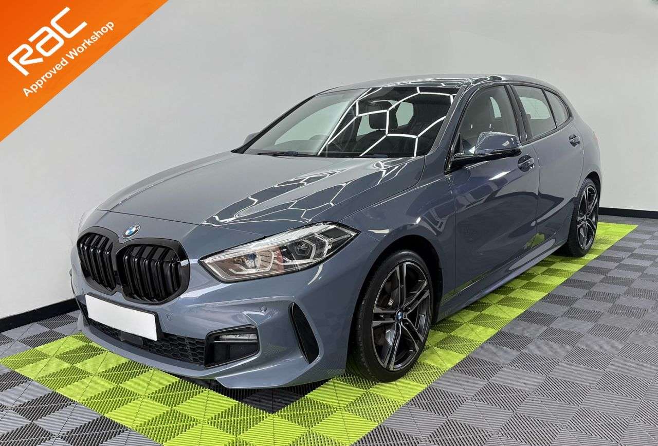 A 2020 BMW 1 SERIES 2.0 118d M Sport Hatchback 5dr Diesel Manual Euro 6 (s/s) (150 ps) A 2020 BMW 1 SERIES 2.0 118d M Sport Hatchback 5dr Diesel Manual Euro 6 (s/s) (150 ps)