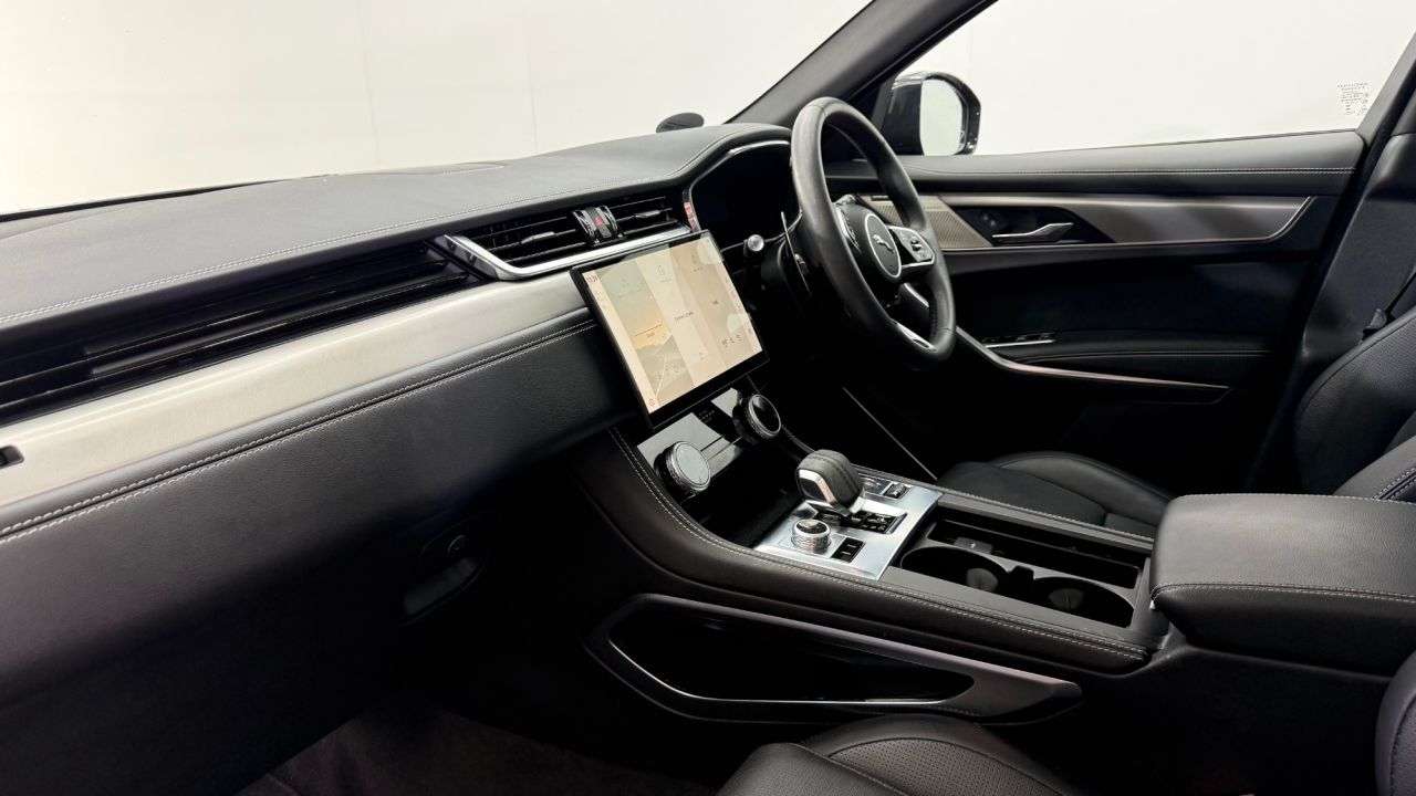 2024 JAGUAR F-PACE 2024 JAGUAR F-PACE