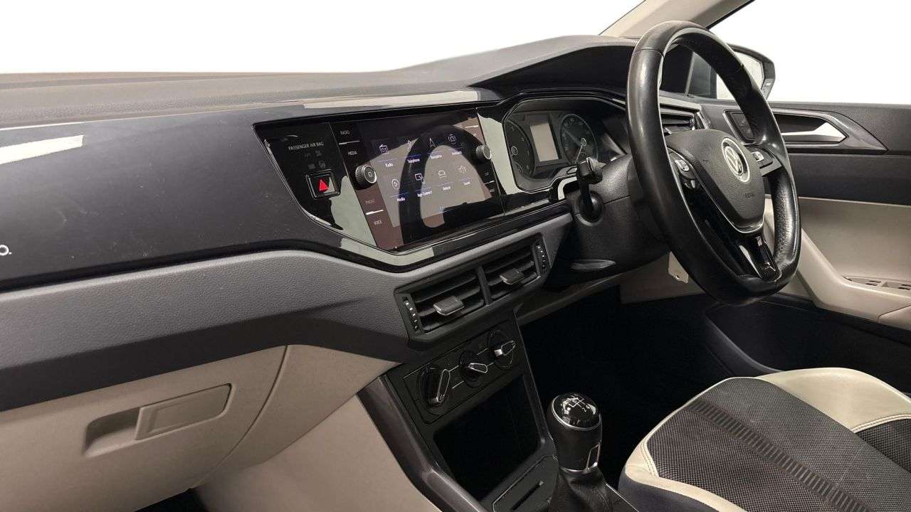 2021 VOLKSWAGEN POLO 2021 VOLKSWAGEN POLO