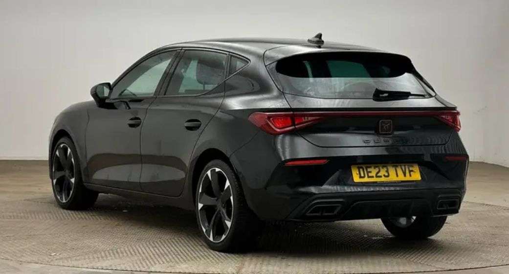 A 2023 CUPRA LEON 1.5 eTSI EVO V1 Hatchback 5dr Petrol Hybrid DSG Euro 6 (s/s) (150 ps) A 2023 CUPRA LEON 1.5 eTSI EVO V1 Hatchback 5dr Petrol Hybrid DSG Euro 6 (s/s) (150 ps)