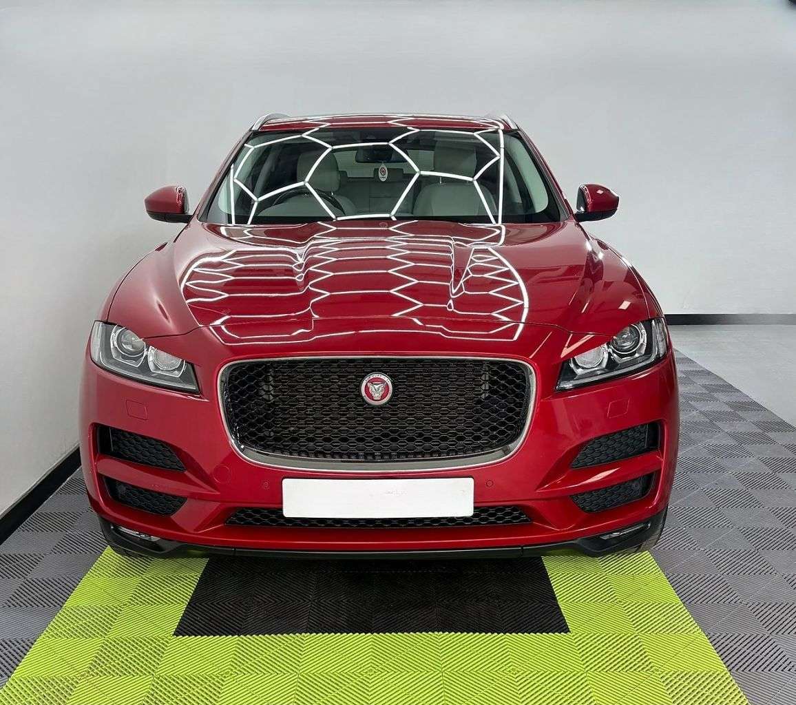 2017 JAGUAR F-PACE 2017 JAGUAR F-PACE