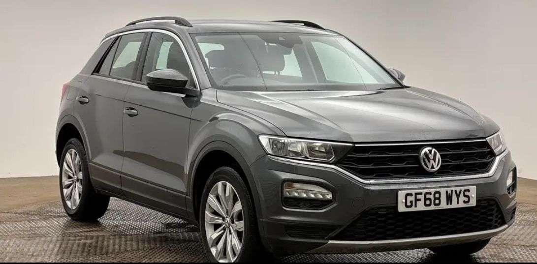 A 2018 VOLKSWAGEN T-ROC 1.0 TSI GPF SE SUV 5dr Petrol Manual Euro 6 (s/s) (115 ps) A 2018 VOLKSWAGEN T-ROC 1.0 TSI GPF SE SUV 5dr Petrol Manual Euro 6 (s/s) (115 ps)
