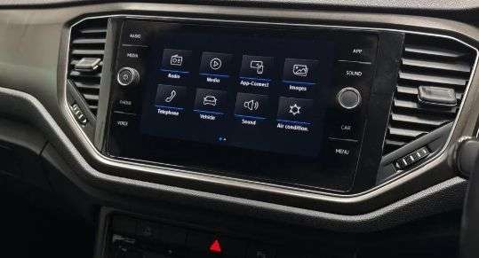 2018 VOLKSWAGEN T-ROC 2018 VOLKSWAGEN T-ROC