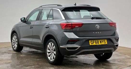 A 2018 VOLKSWAGEN T-ROC 1.0 TSI GPF SE SUV 5dr Petrol Manual Euro 6 (s/s) (115 ps) A 2018 VOLKSWAGEN T-ROC 1.0 TSI GPF SE SUV 5dr Petrol Manual Euro 6 (s/s) (115 ps)