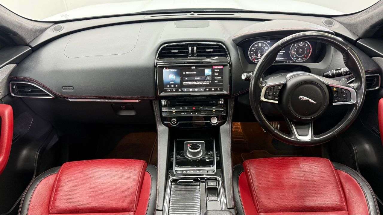 2019 JAGUAR F-PACE 2019 JAGUAR F-PACE