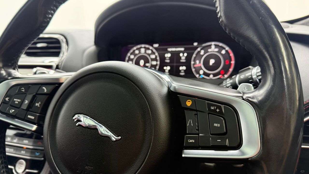 2019 JAGUAR F-PACE 2019 JAGUAR F-PACE