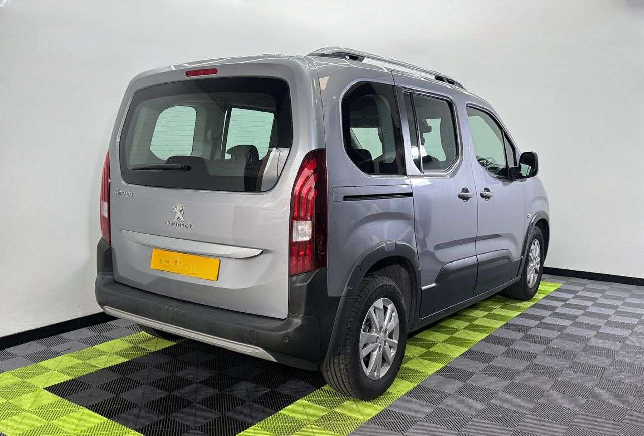 A 2019 PEUGEOT RIFTER 1.2 PureTech Allure Standard MPV 5dr Petrol Manual Euro 6 (s/s) (110 ps) A 2019 PEUGEOT RIFTER 1.2 PureTech Allure Standard MPV 5dr Petrol Manual Euro 6 (s/s) (110 ps)