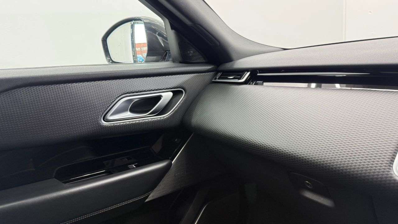 2019 LAND ROVER RANGE ROVER VELAR 2019 LAND ROVER RANGE ROVER VELAR