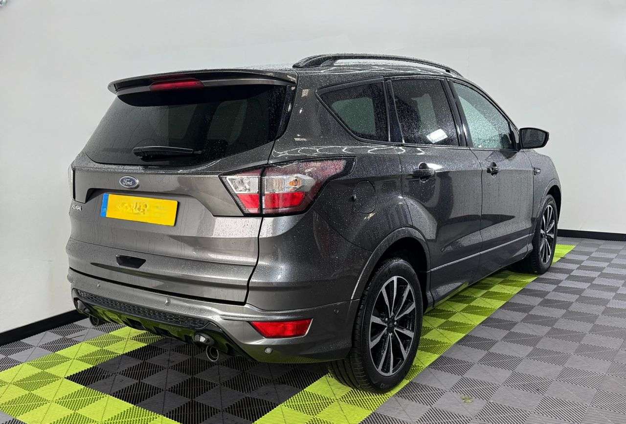A 2017 FORD KUGA 2.0 TDCi EcoBlue ST-Line SUV 5dr Diesel Manual Euro 6 (s/s) (150 ps) A 2017 FORD KUGA 2.0 TDCi EcoBlue ST-Line SUV 5dr Diesel Manual Euro 6 (s/s) (150 ps)