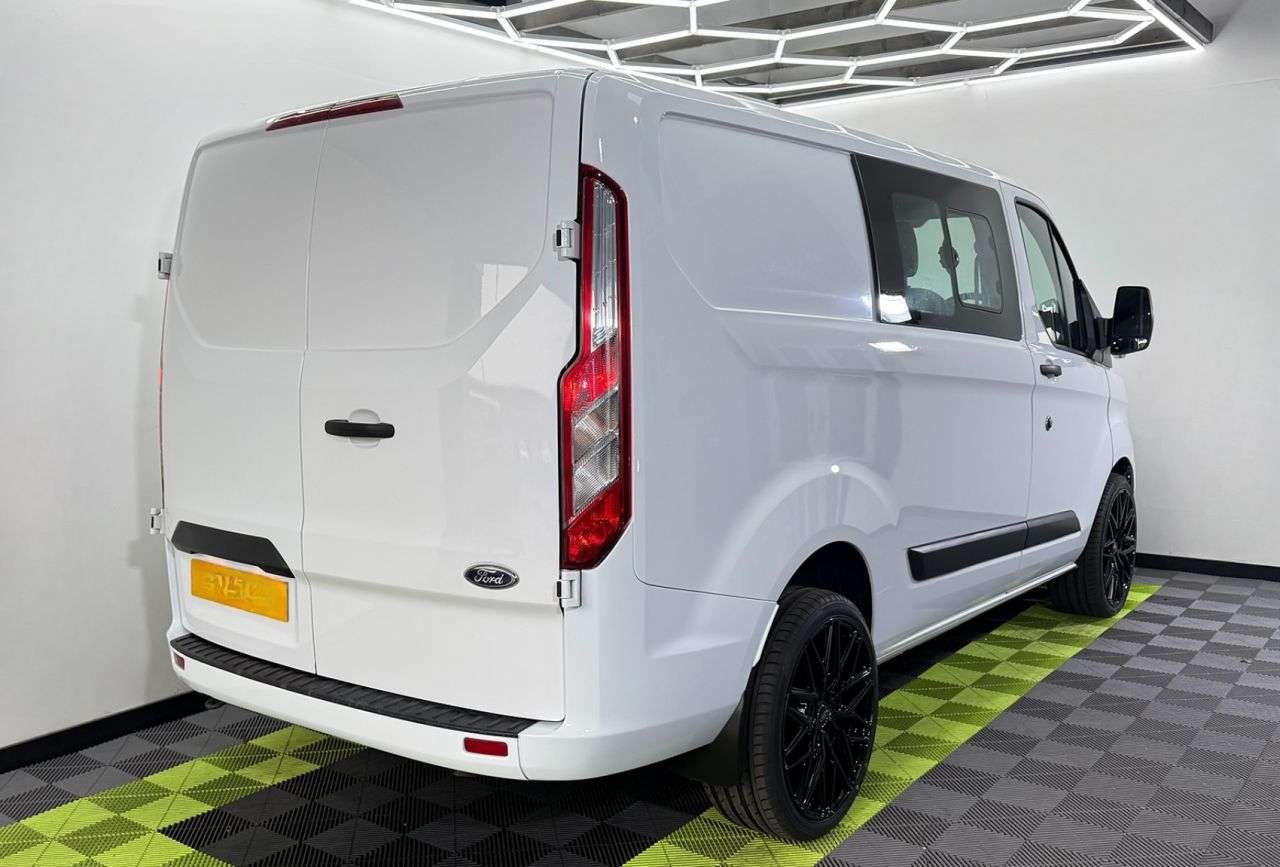 A 2020 FORD TRANSIT CUSTOM 2.0 300 EcoBlue Leader Crew Van Double Cab 5dr Diesel Manual L1 H1 Euro 6 ( A 2020 FORD TRANSIT CUSTOM 2.0 300 EcoBlue Leader Crew Van Double Cab 5dr Diesel Manual L1 H1 Euro 6 (