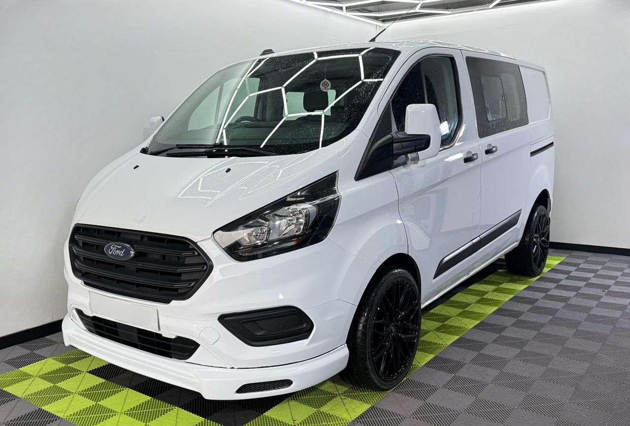 A 2020 FORD TRANSIT CUSTOM 2.0 300 EcoBlue Leader Crew Van Double Cab 5dr Diesel Manual L1 H1 Euro 6 ( A 2020 FORD TRANSIT CUSTOM 2.0 300 EcoBlue Leader Crew Van Double Cab 5dr Diesel Manual L1 H1 Euro 6 (