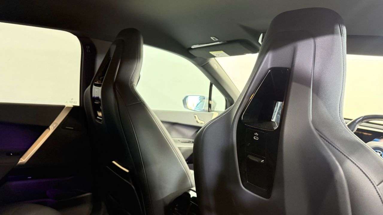 2023 BMW IX 2023 BMW IX