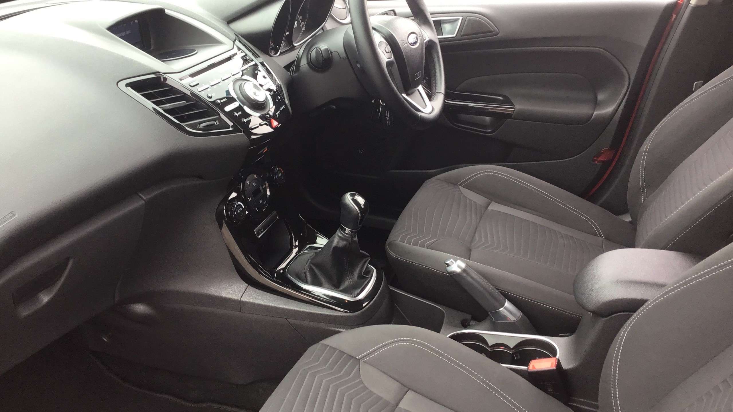 2013 FORD FIESTA 2013 FORD FIESTA
