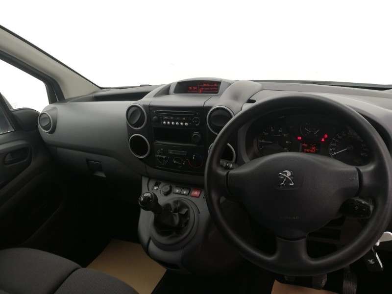 2017 PEUGEOT PARTNER 2017 PEUGEOT PARTNER