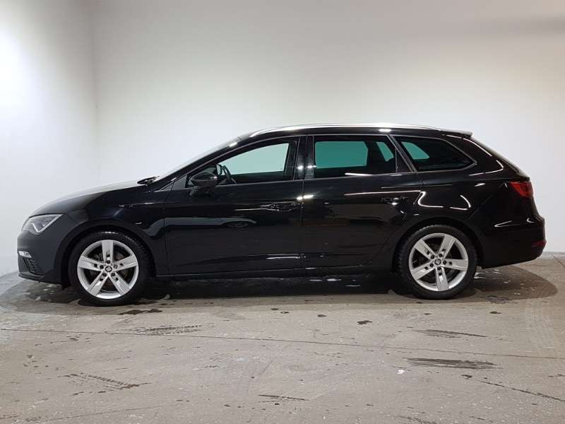 A 2017 SEAT LEON ECOTSI FR TECHNOLOGY A 2017 SEAT LEON ECOTSI FR TECHNOLOGY