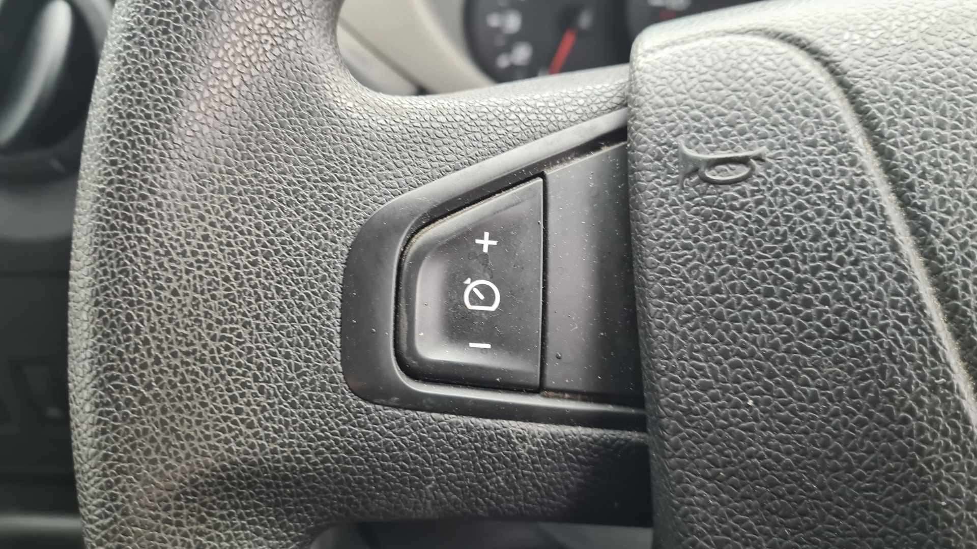 2016 NISSAN NV400 2016 NISSAN NV400