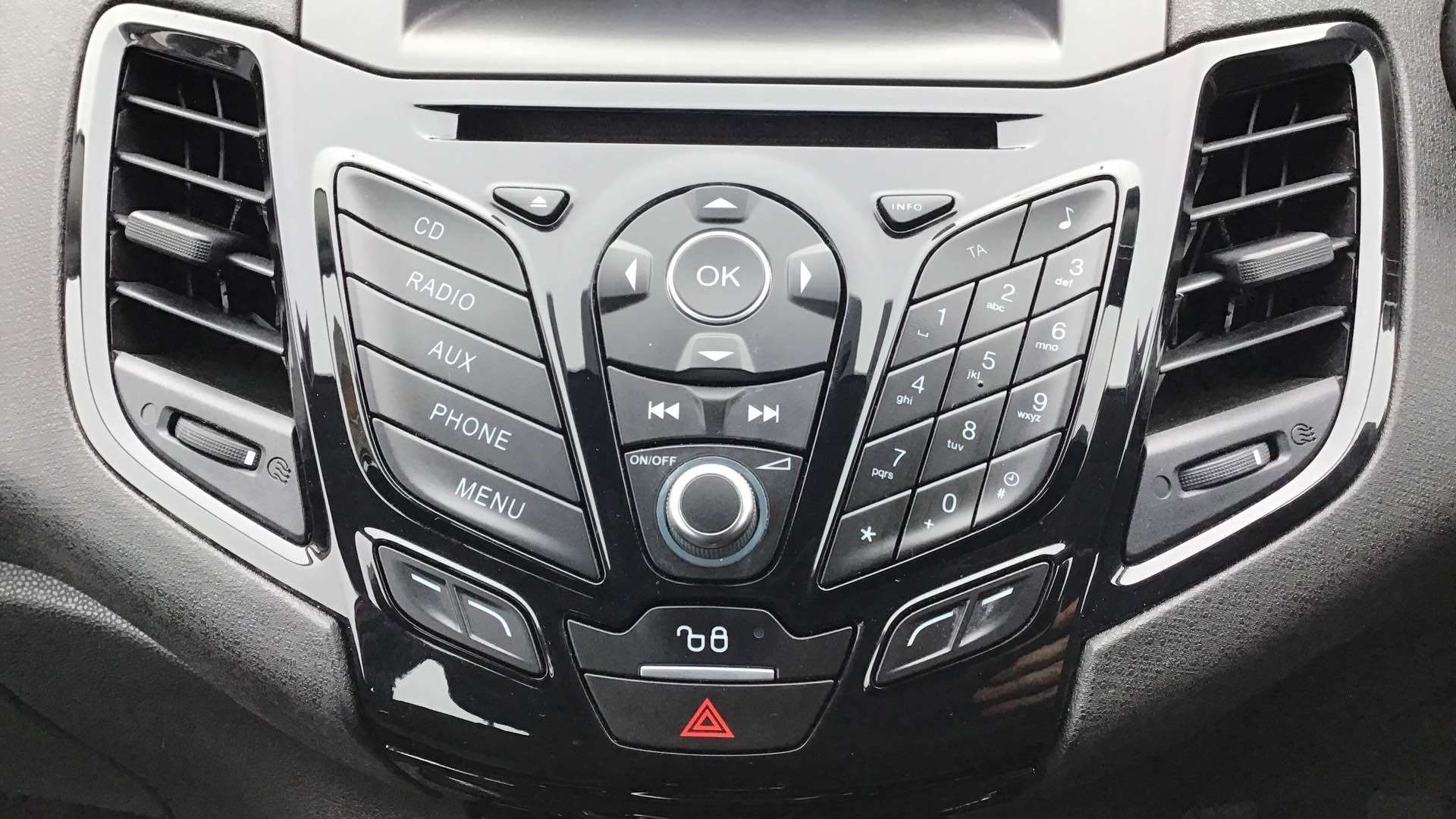 2016 FORD FIESTA 2016 FORD FIESTA