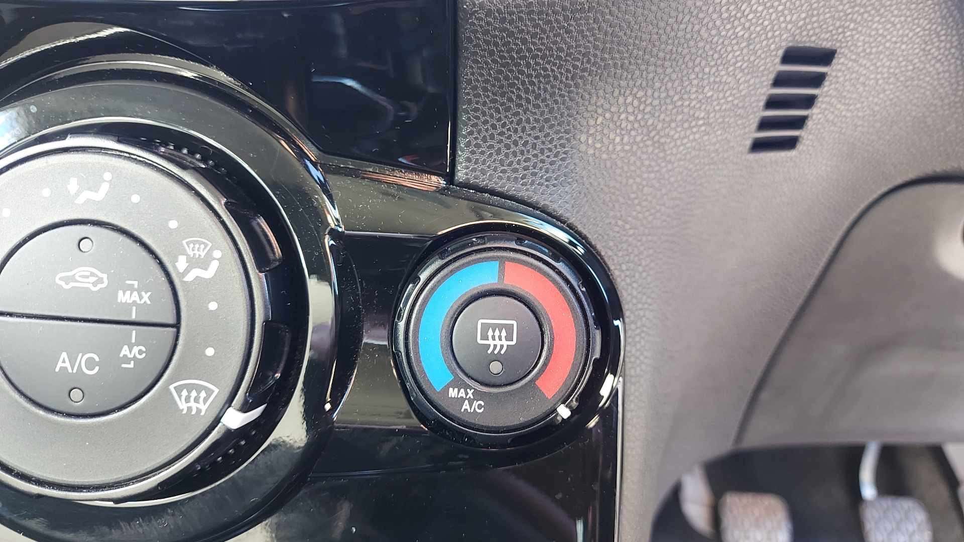 2013 FORD FIESTA 2013 FORD FIESTA