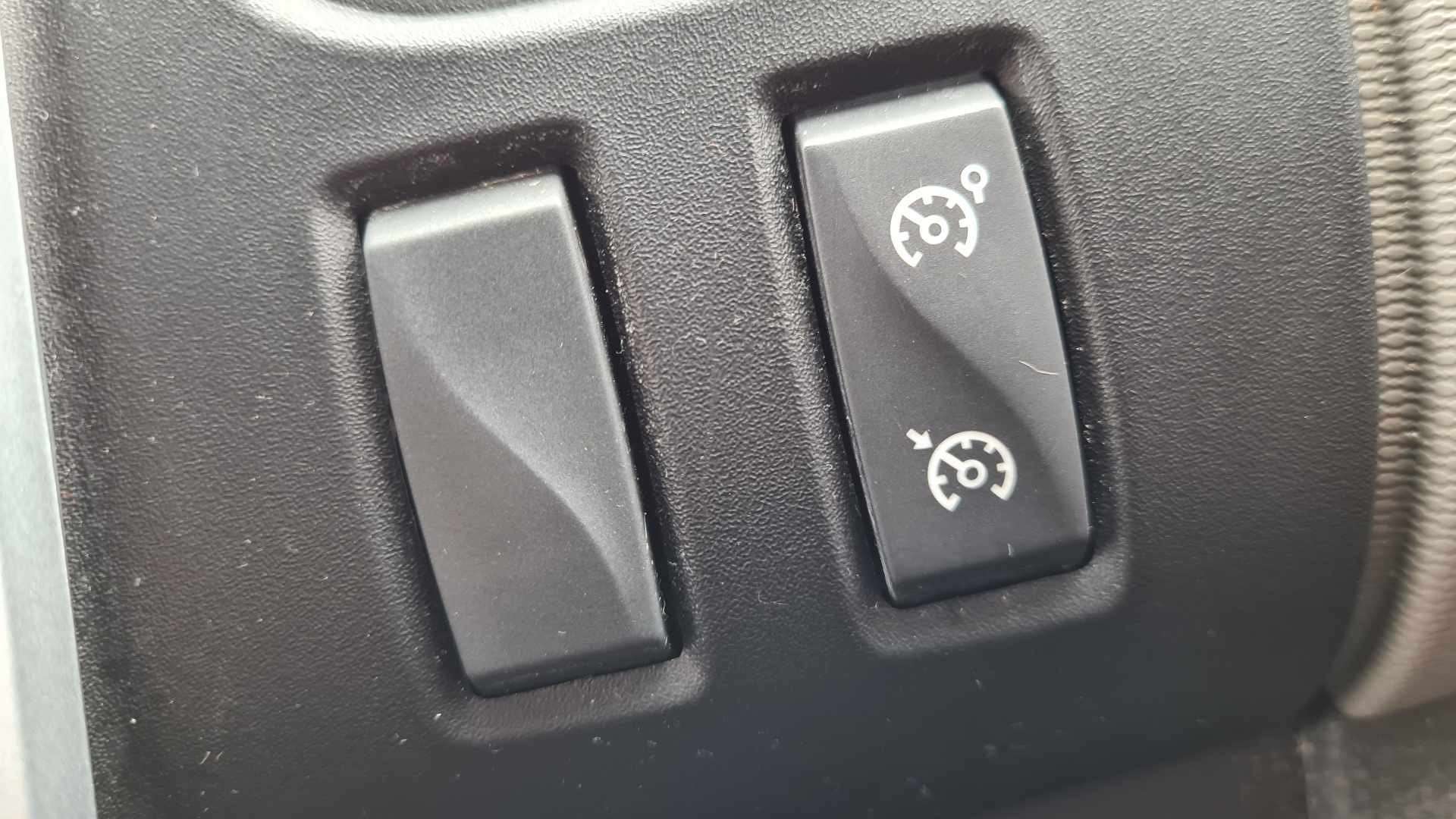 2016 RENAULT TRAFIC 2016 RENAULT TRAFIC