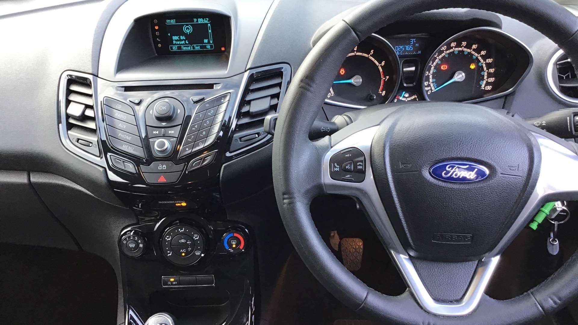 2013 FORD FIESTA 2013 FORD FIESTA