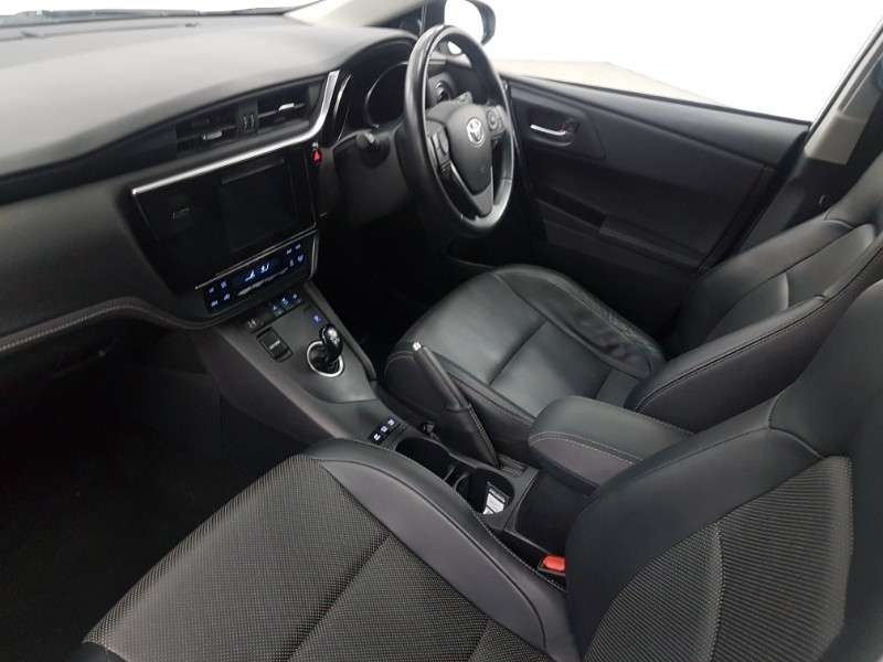 2018 TOYOTA AURIS 2018 TOYOTA AURIS