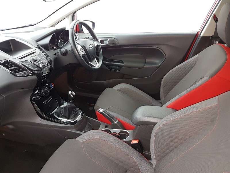 A 2014 FORD FIESTA ZETEC S A 2014 FORD FIESTA ZETEC S