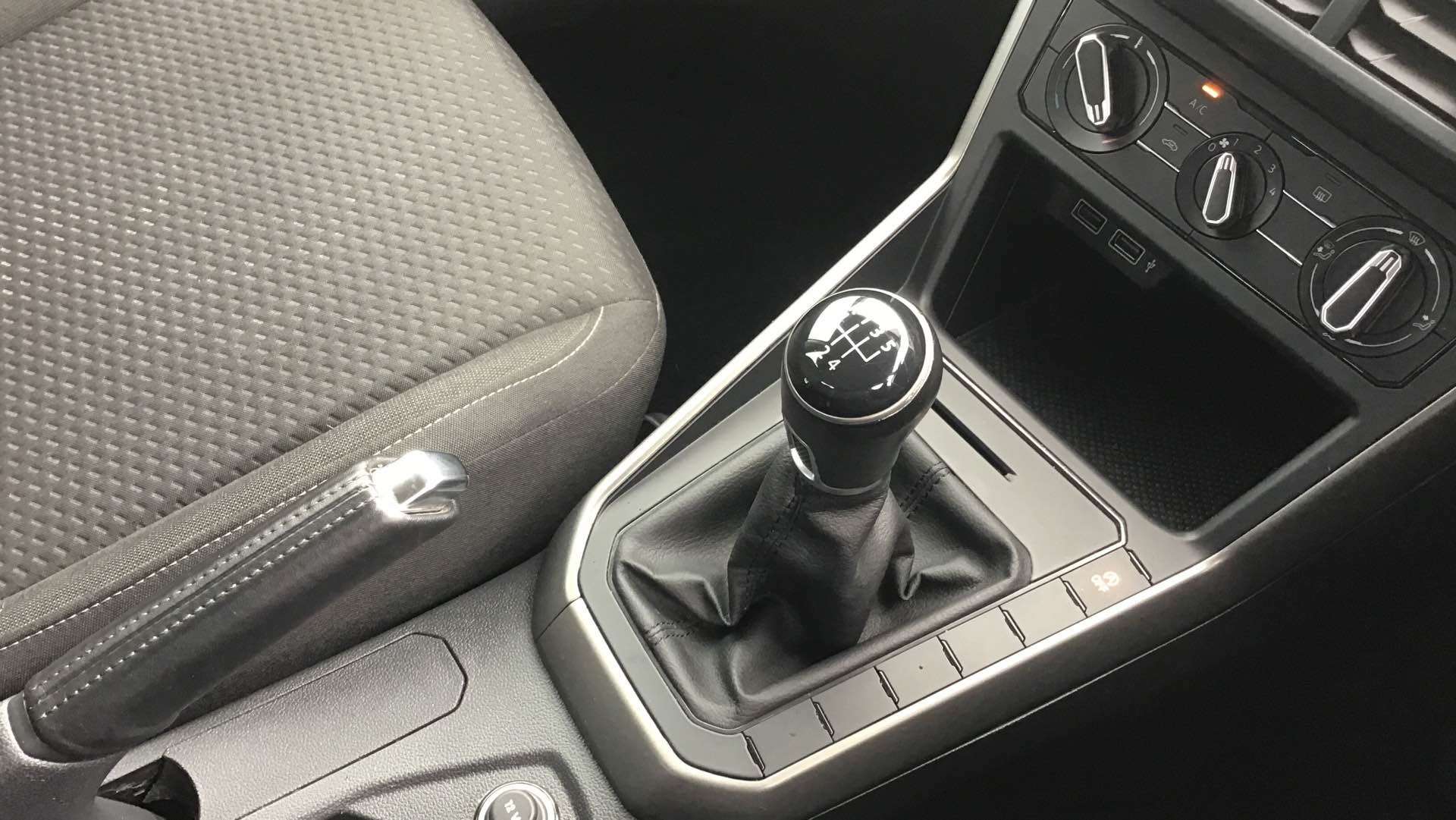 2018 VOLKSWAGEN POLO 2018 VOLKSWAGEN POLO