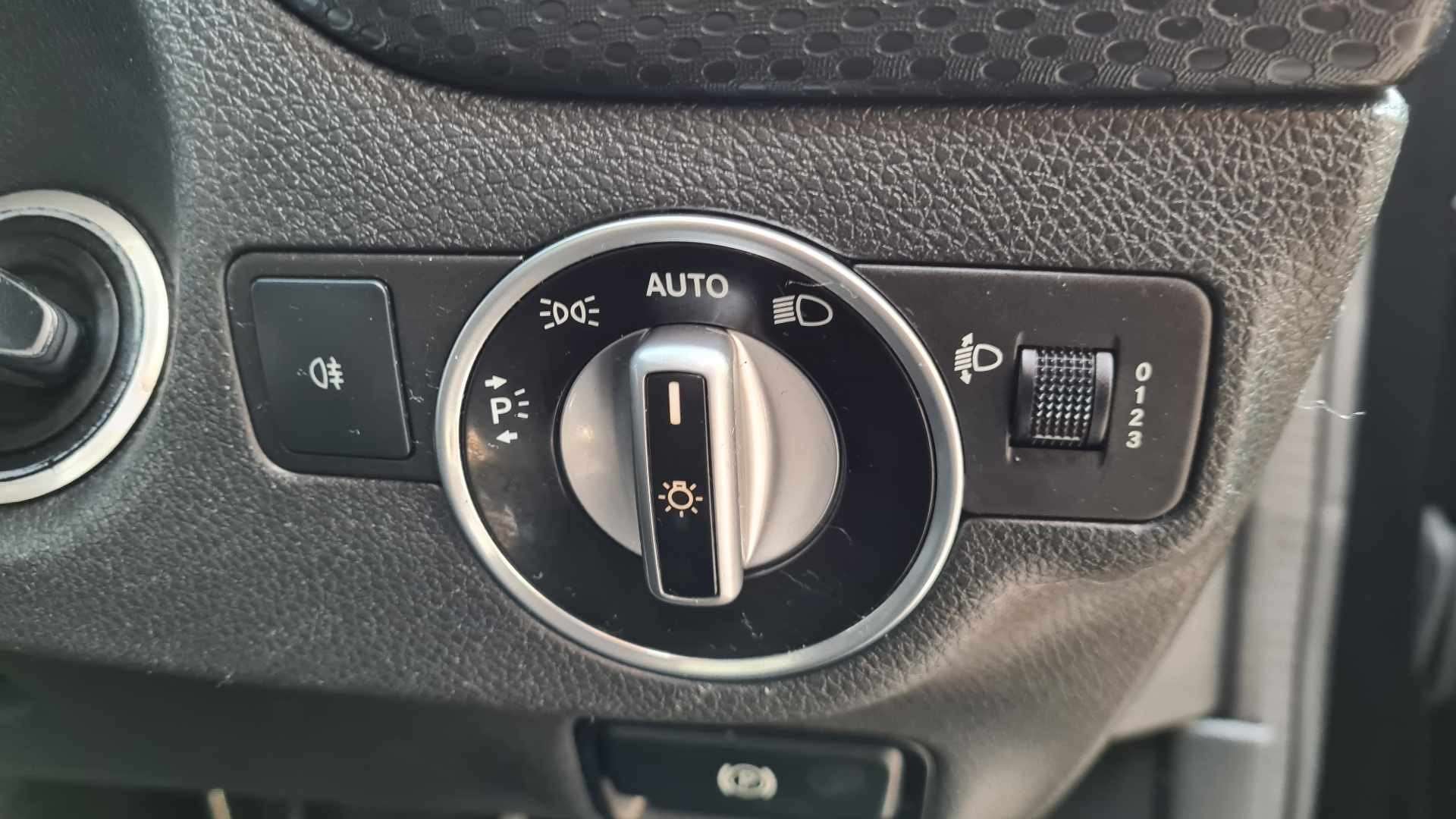 2016 MERCEDES A-CLASS 2016 MERCEDES A-CLASS